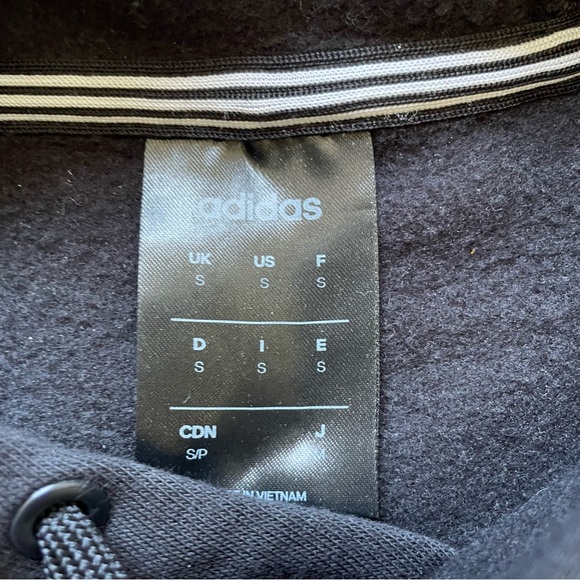 Adidas black sweatshirt size small - Picture 3 of 7